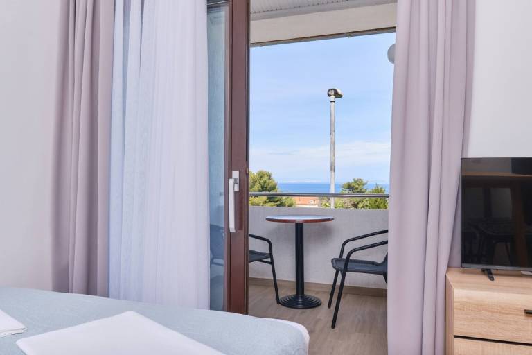 Modern App Billy 1 with Balcony in Mali Losinj