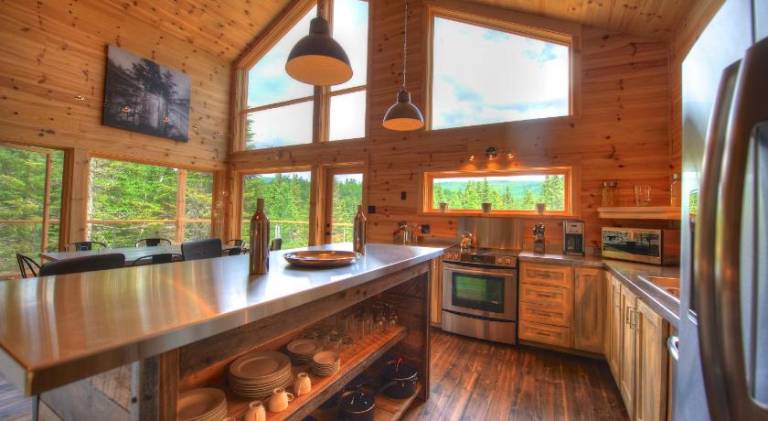 Chalet with jacuzzi | Dogs allowed — photo 2