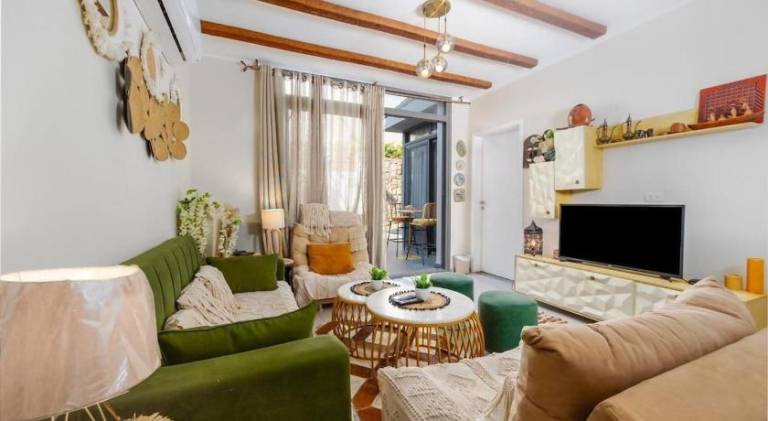 Rental apartment with jacuzzi & pool — photo 2