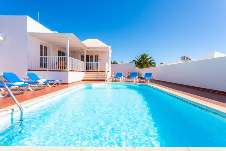 Villa  Puerto Calero
