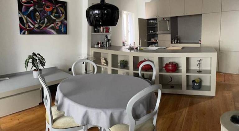 Duplex dernier etage avec terasse a deux pas de la grand place — photo 5