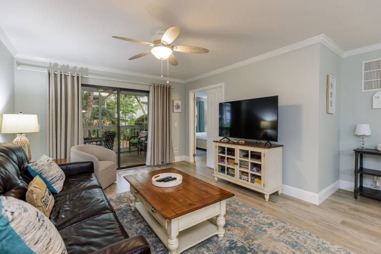 7501 Treetops: Pet Friendly South Forest Beach Villa. Sleeps 6. — photo 2