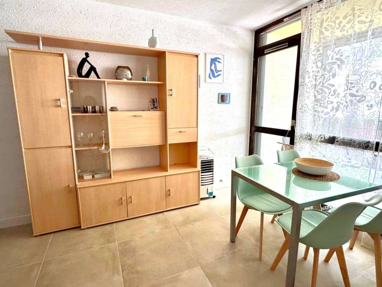 Studio with 1 room for 4 persons — photo 4