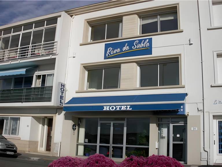 Logis Hotel Reve de Sable in Royan