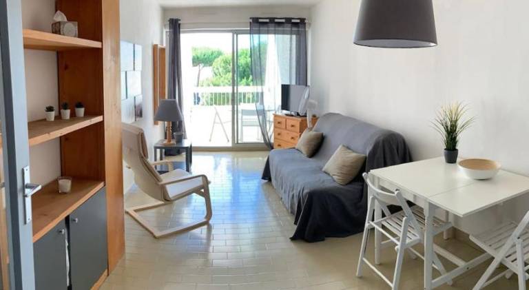 Apartment with 1 room for 4 persons in La Grande-Motte