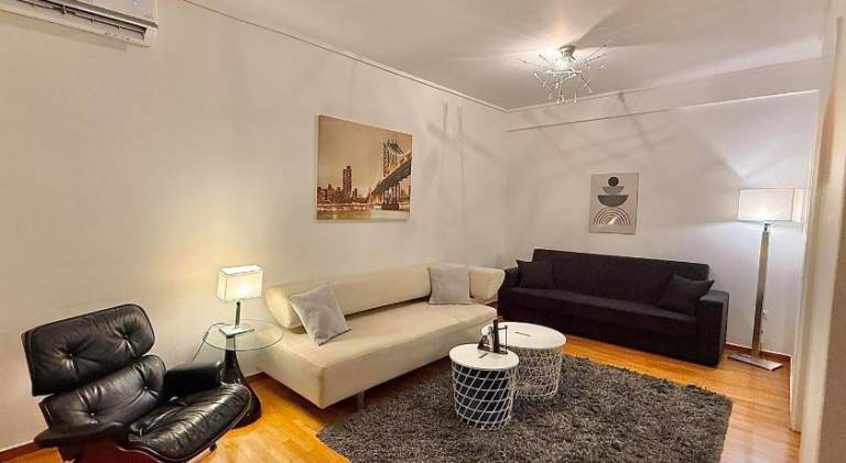Apartment with 2 rooms for 6 persons in Glyfada
