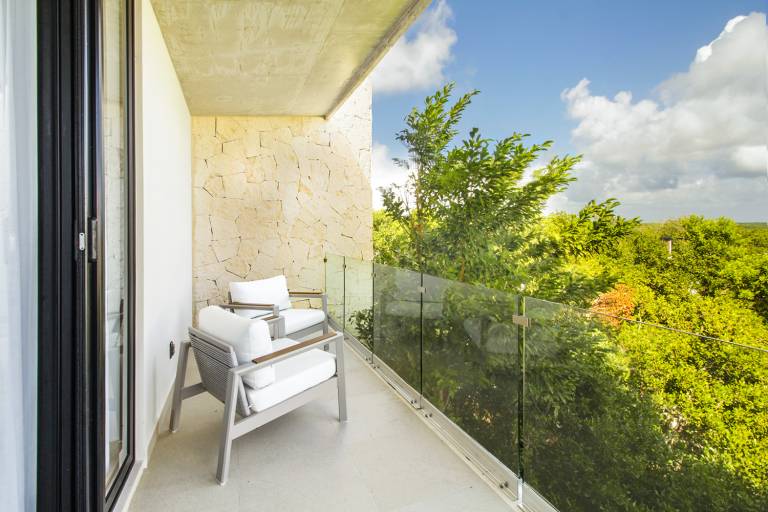 2 PH same complex private pool and Jacuzzi