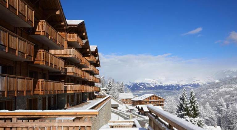 Dent Blanche Resort - TemptingPlaces Collection in Vex