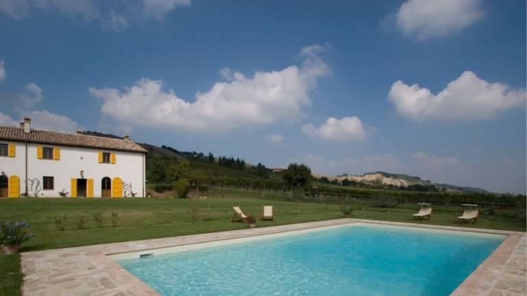 Villa with barbecue — photo 4