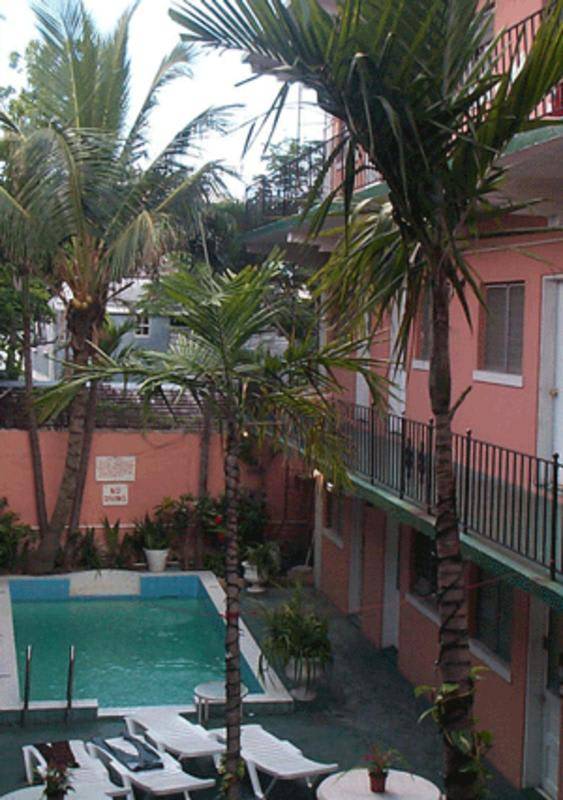The Towne Hotel
