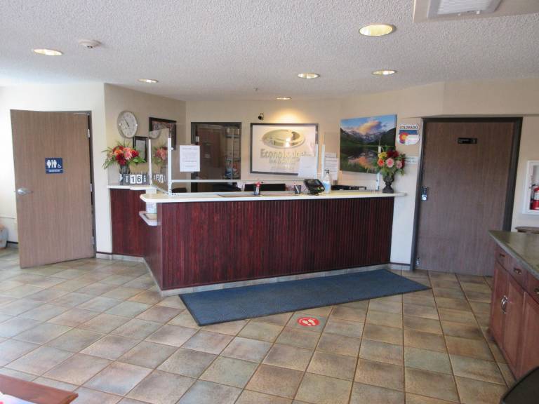 Quality Inn & Suites Manitou Springs at Pikes Peak in Colorado Springs, CO