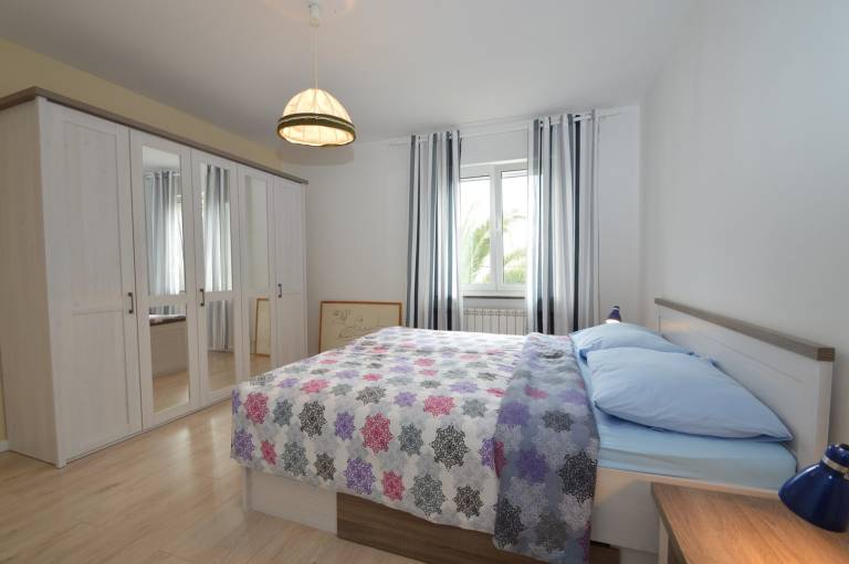 Beautiful rental apartment with yard, terrace & grill | Pets are welcome — photo 3