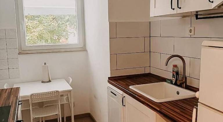 Rental apartment with 2 rooms for 6 persons — photo 3