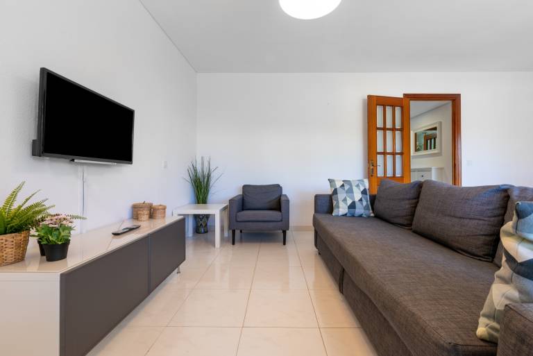 Apartment with fast internet & garden | Garden view — photo 5