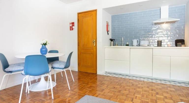 Holiday apartment with terrace — photo 4