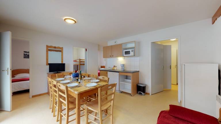 Rental apartment with 3 rooms for 8 persons — photo 4