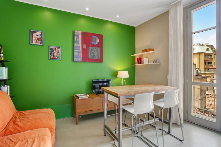 Fully equipped rental apartment with fast internet | Next to Como Cathedral | Mountain view | Pets are welcome — photo 3