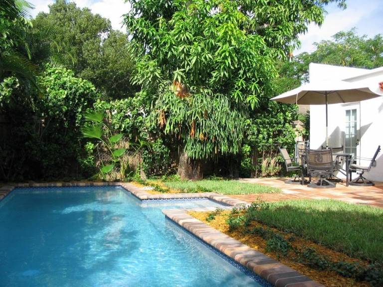 Historic Cottage with Private Pool