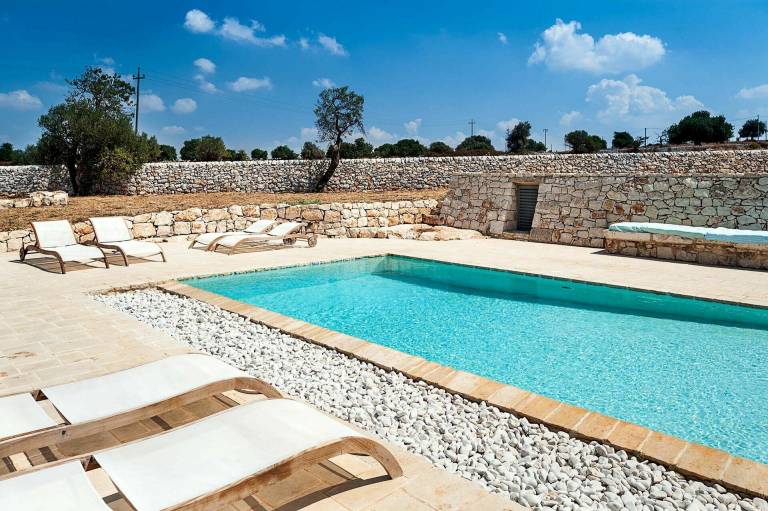 Family-oriented big villa with barbeque, private pool & terrace | Pets allowed — photo 2