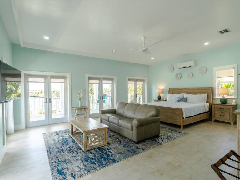 Tranquil Tides Waterfront Pool Home 75 Dock! — photo 5