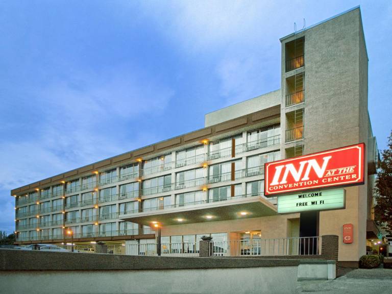 Inn at the Convention Center in Portland, OR