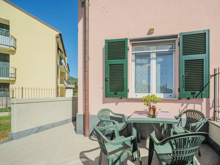 Fully equipped nice apartment with patio | Dogs allowed — photo 4