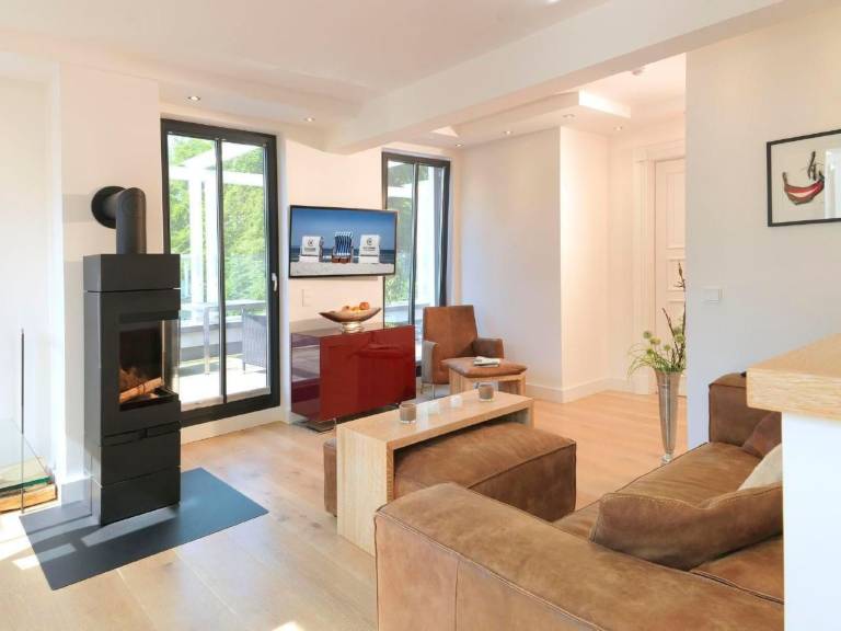 Fully equipped beautiful holiday apartment with sauna & pool | Nature view | Close to the beach | Dogs allowed — photo 2