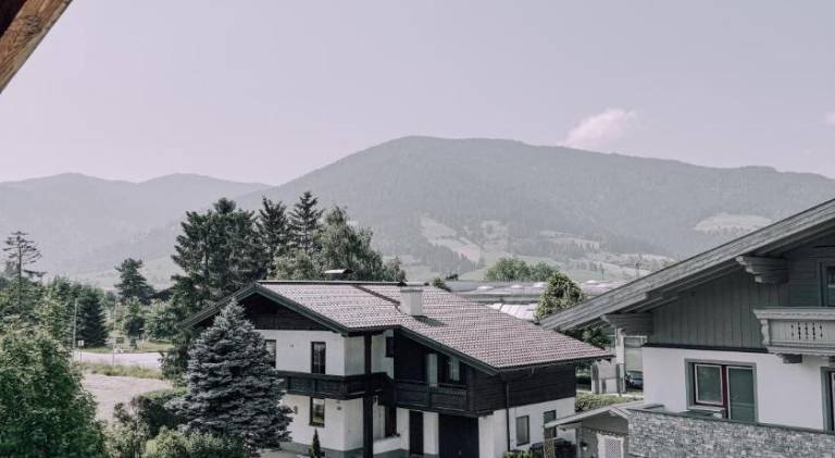 Holiday apartment with 3 rooms for 6 persons — photo 4