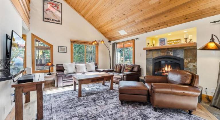 Fully equipped vacation home with BBQ, garden & jacuzzi | Pets allowed — photo 3