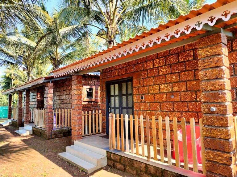 Saka Kadams home stay in Ratnagiri