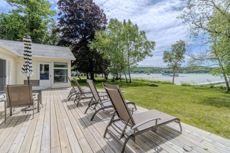 House Glen Lake