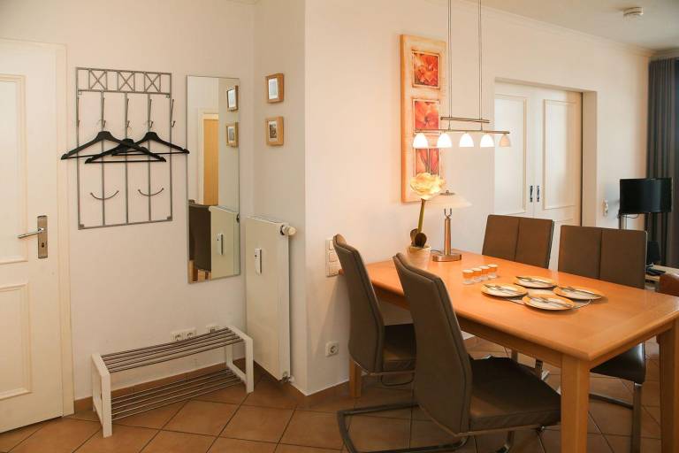Rental apartment with sauna, pool & patio — photo 5