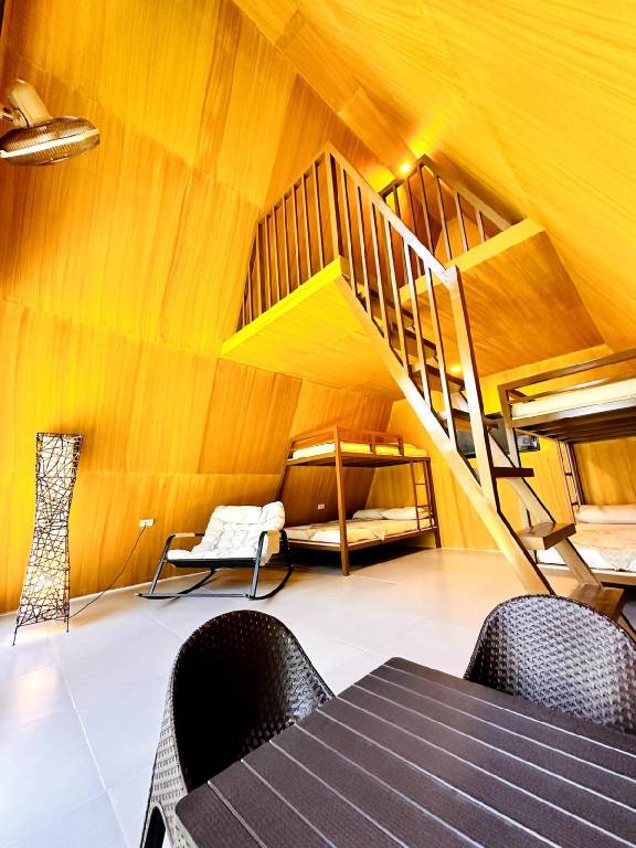 House with yard, pool & barbecue in Morong