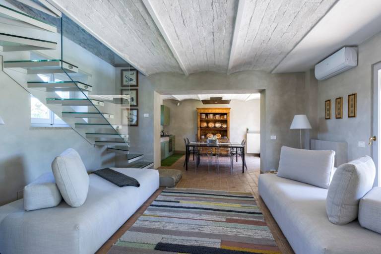 Family-friendly pleasant villa with yard, patio & BBQ | Dogs allowed in Cortona