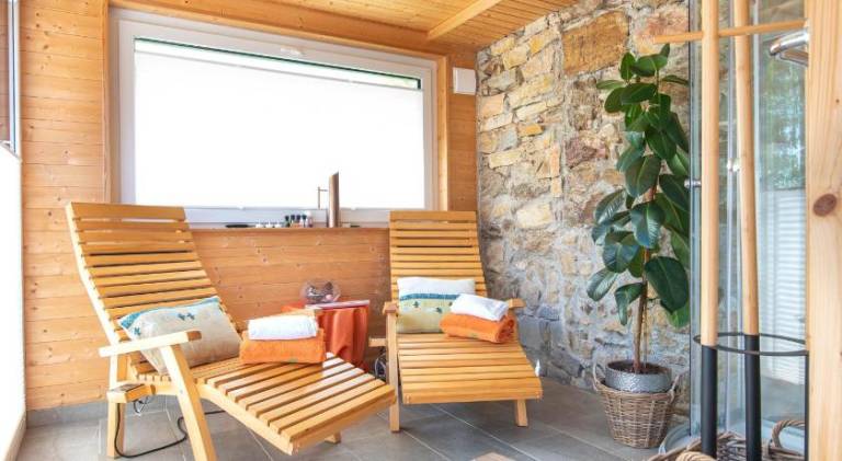 Apartment with yard, sauna & terrace — photo 3