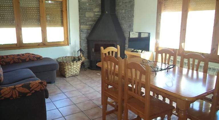 Rental apartment with garden & terrace — photo 2