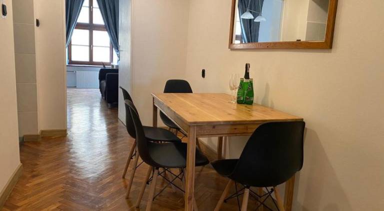 Main Square 18 King Apartament — photo 4
