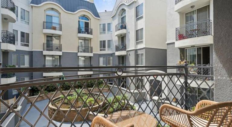 Rental apartment with pool & jacuzzi — photo 4