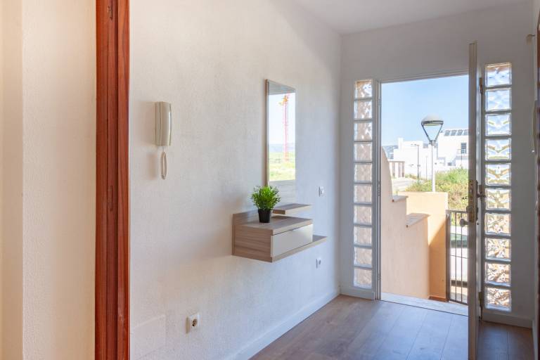 Vacation home with patio — photo 3