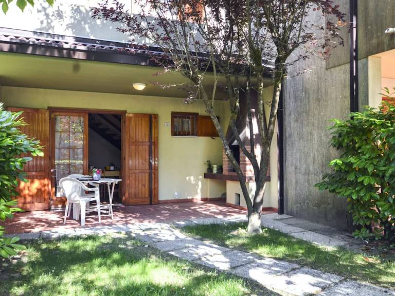 House  Bibione