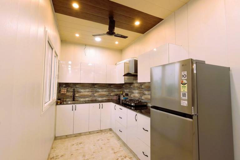 Lovely house with pool, BBQ & hot tub | Good for workation | Dogs allowed — photo 4