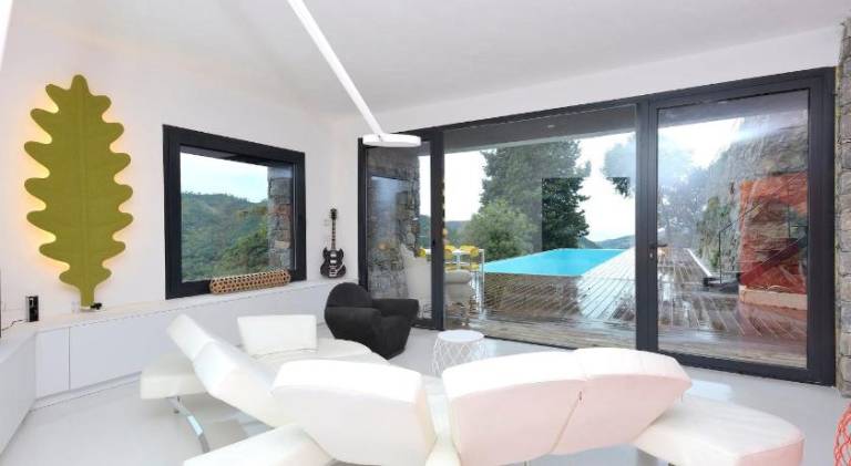 Luxury Minimalist Villa Pool Seaview Liguria — photo 2