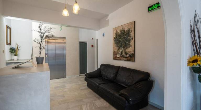 Pleasant serviced apartment with terrace & garden | Next to the beach | Dogs allowed — photo 2