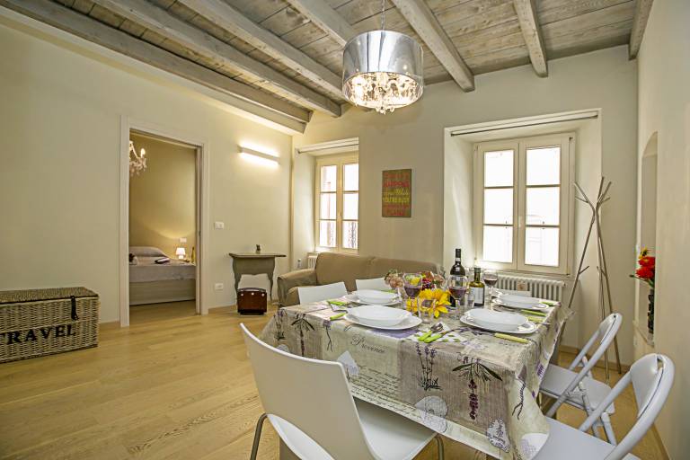 Rental apartment with 2 rooms for 6 persons in Trento