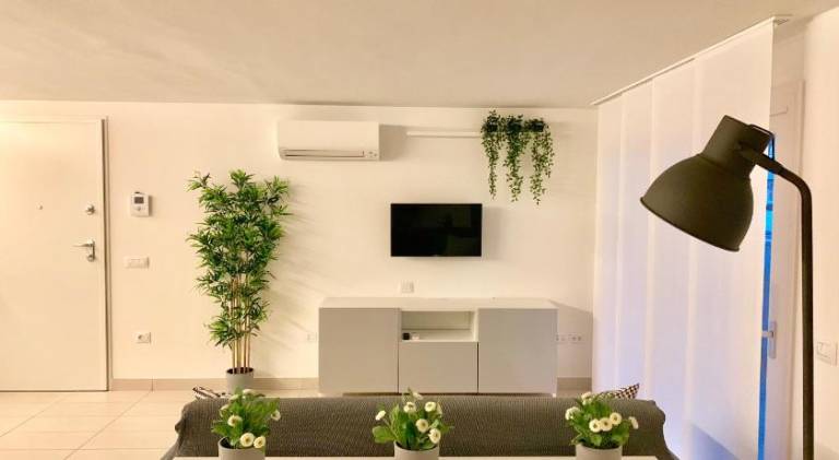 Beautiful rental apartment | Next to the beach | Pet-friendly — photo 2