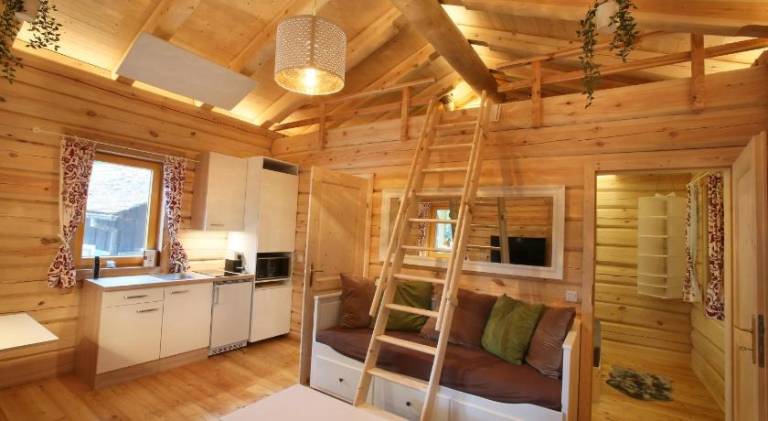 Chalet with garden, sauna & patio — photo 2