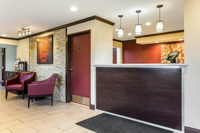 Red Roof Inn Dry Ridge — photo 2