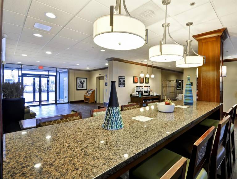 Hampton Inn Chicago/Gurnee — photo 2