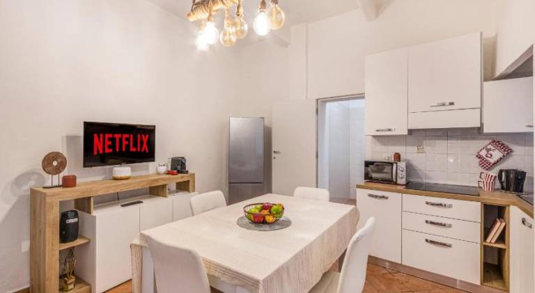 Rental apartment with 1 room for 5 persons in Modena