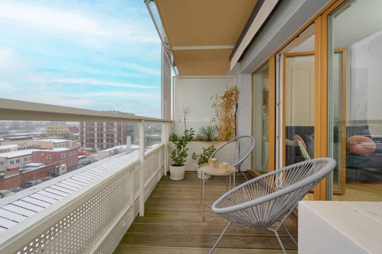Holiday apartment with yard — photo 3